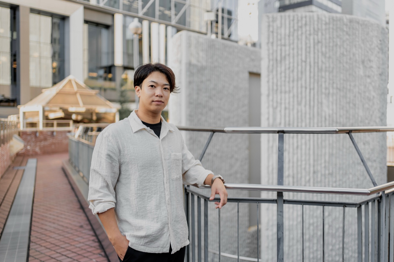 代表 重田 隆志 横位置