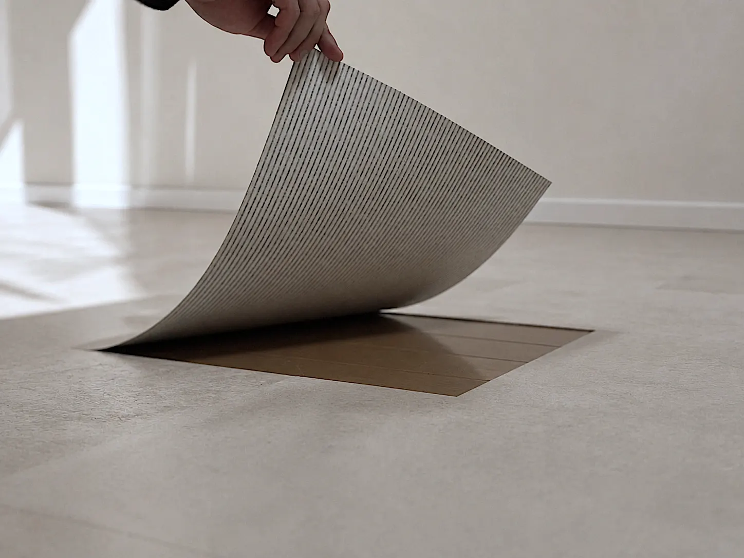Replacing a single floor tile